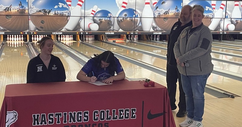 Kuusela Signs With Hastings College Bowling 